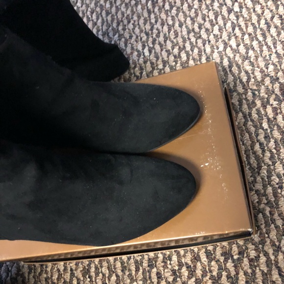 Kelly and Katie Boots Size 9 - Picture 2 of 4